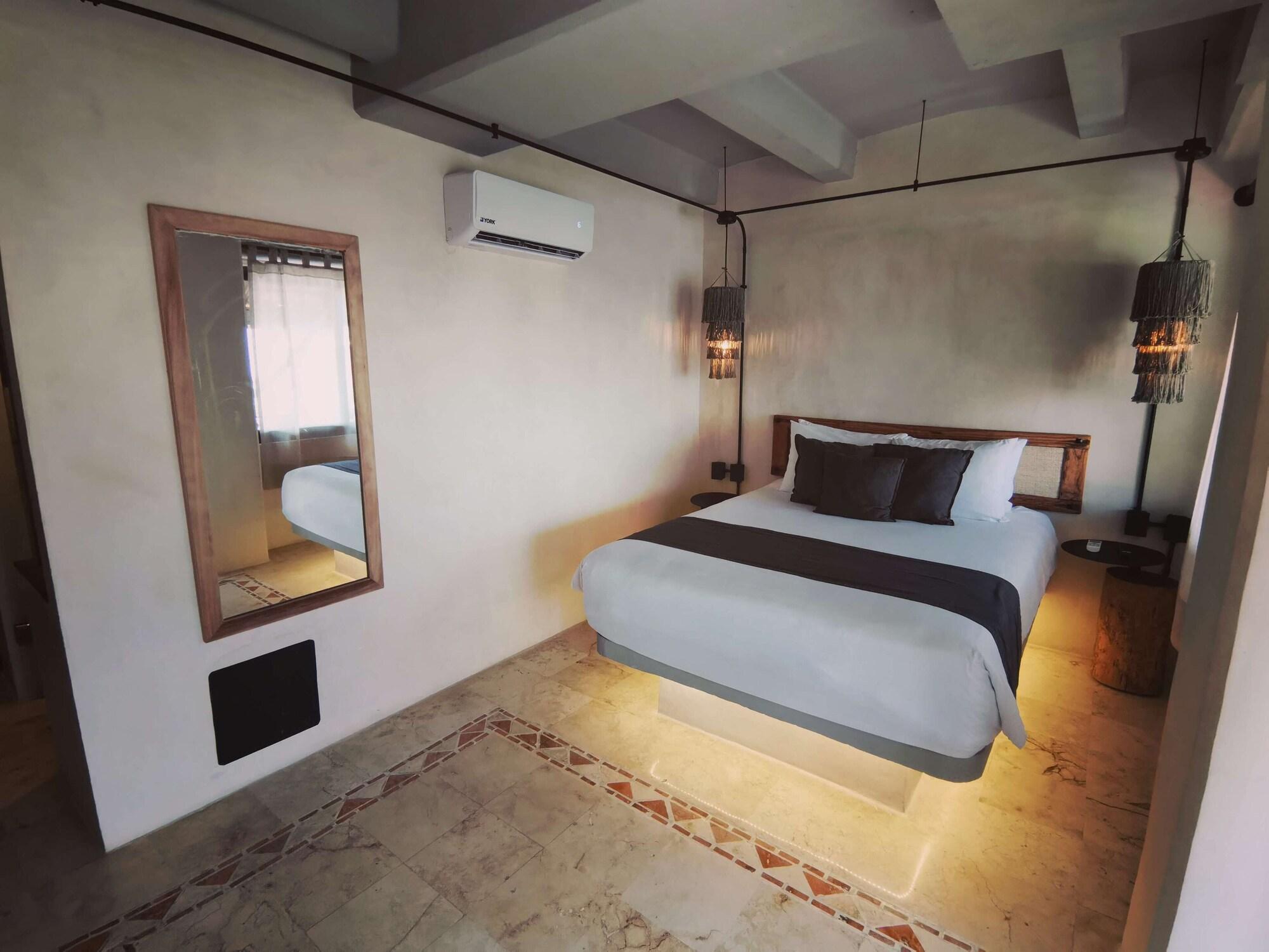 Caribbean Paradise Hotel & Spa - 5Th Avenue Playa del Carmen Dış mekan fotoğraf