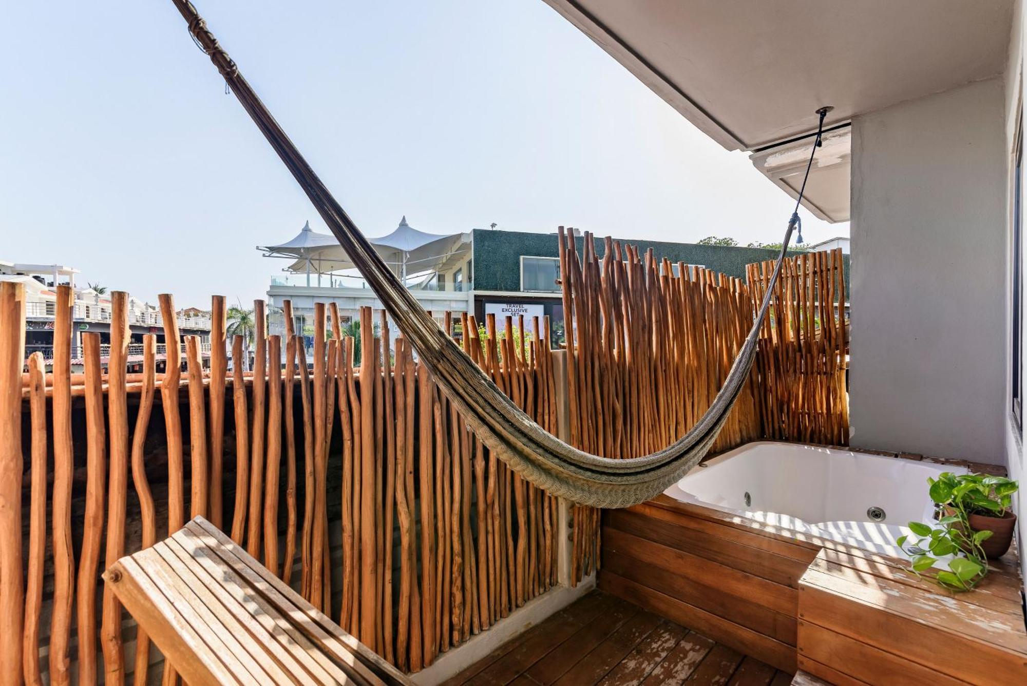 Caribbean Paradise Hotel & Spa - 5Th Avenue Playa del Carmen Dış mekan fotoğraf